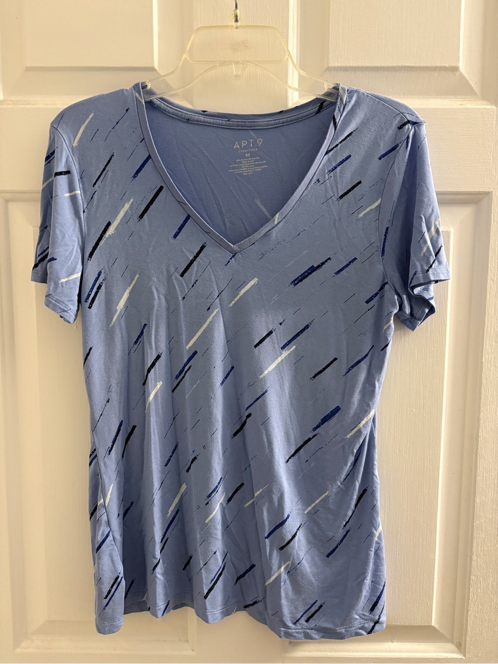 Apt. 9 Periwinkle V-Neck Tee with Abstract Dash Print